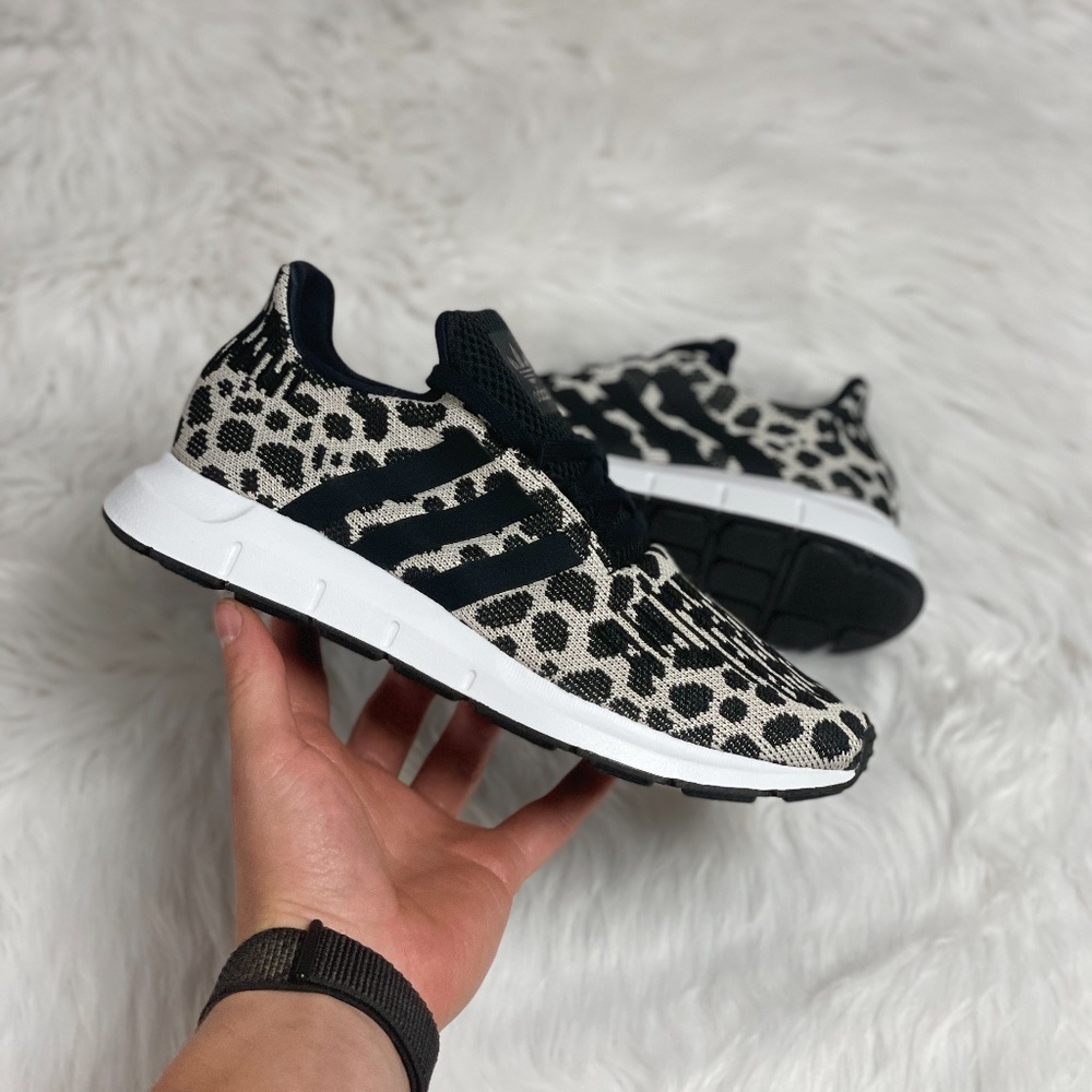 Adidas Swift Run Womens Running Shoes White Black Leopard BD7962 NEW Multi Sz - Picture 1 of 10